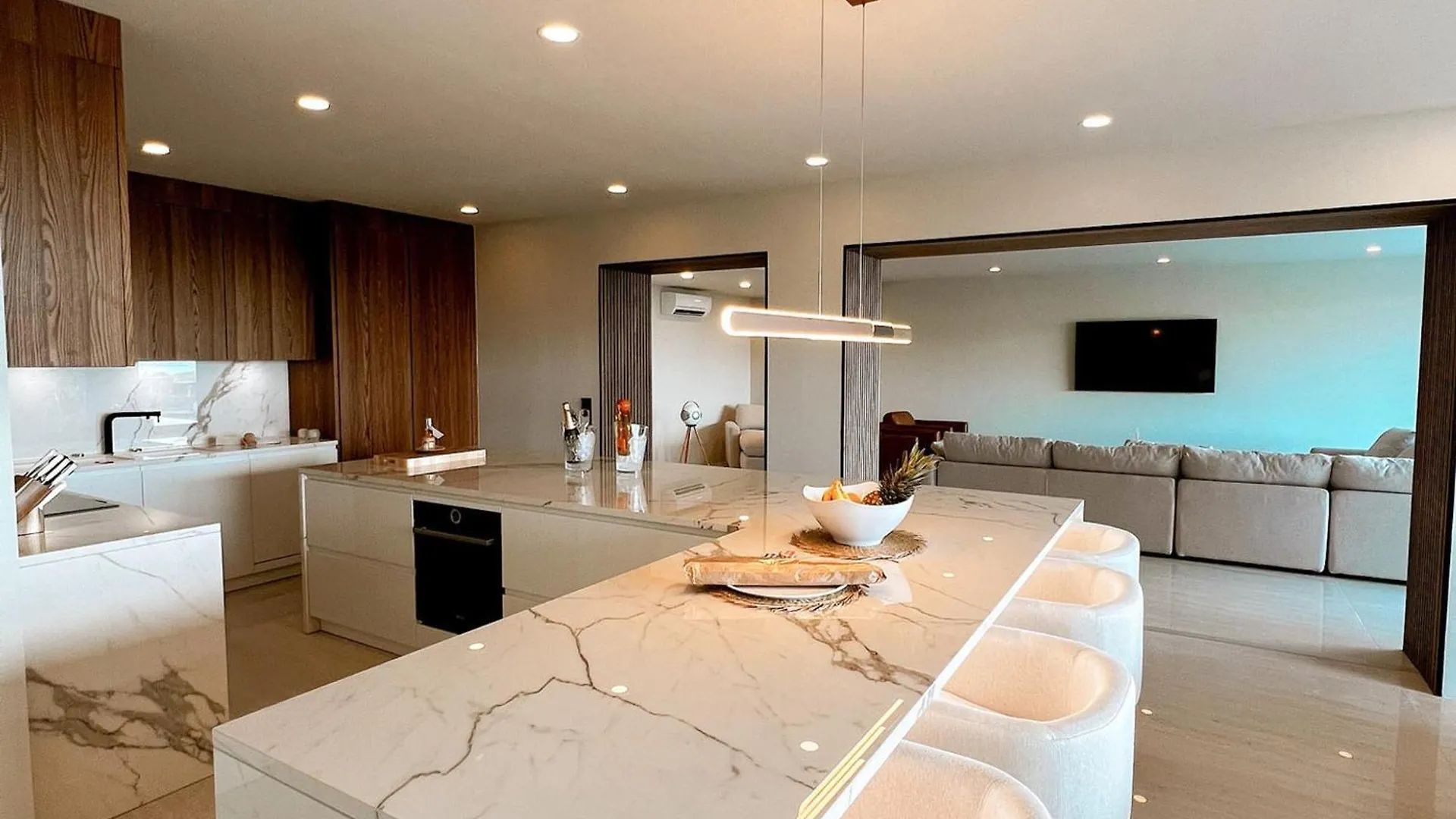 Duplex Luxueux Avec Jacuzzi Prive Et Piscine A Debordements - Fr-1-734-65 Apartment Marigot  0*, Marigot (Saint Martin)