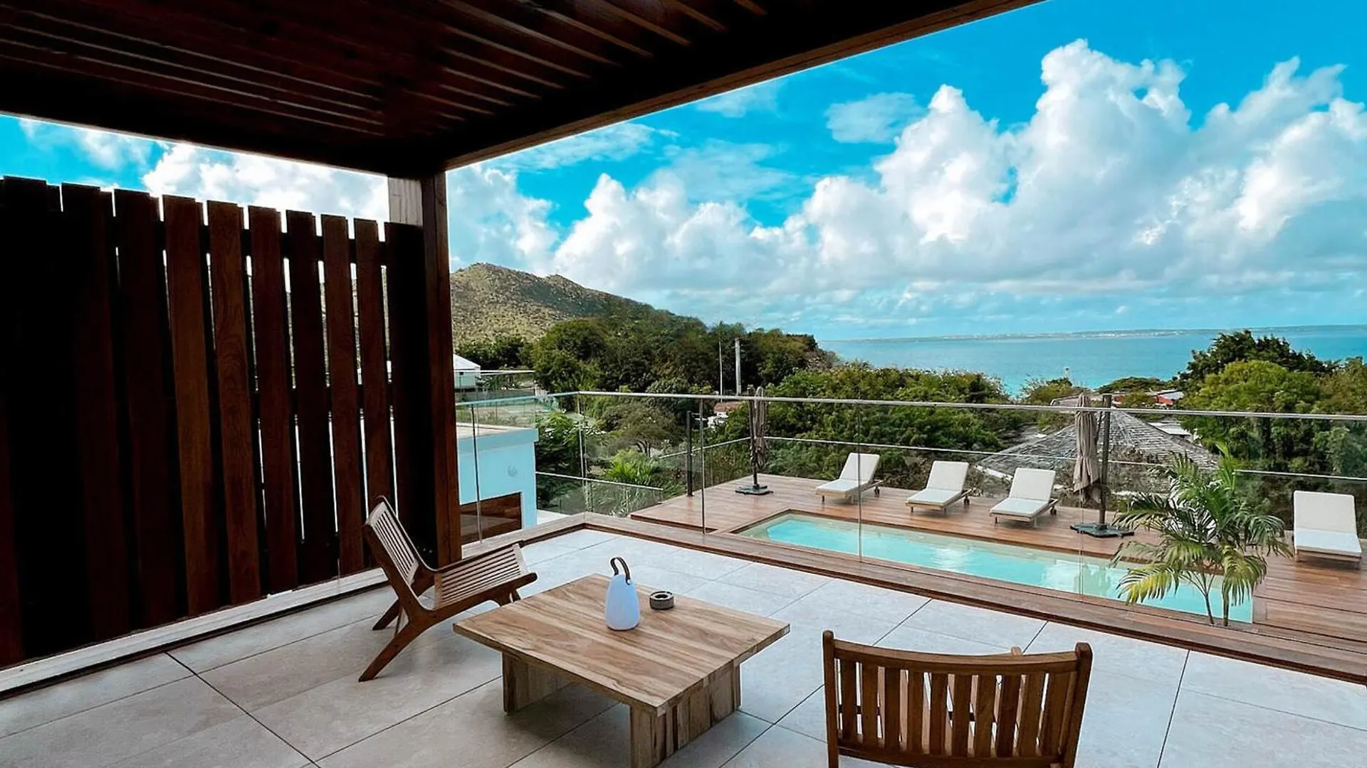 Duplex Luxueux Avec Jacuzzi Prive Et Piscine A Debordements - Fr-1-734-65 Apartment Marigot  Marigot (Saint Martin)
