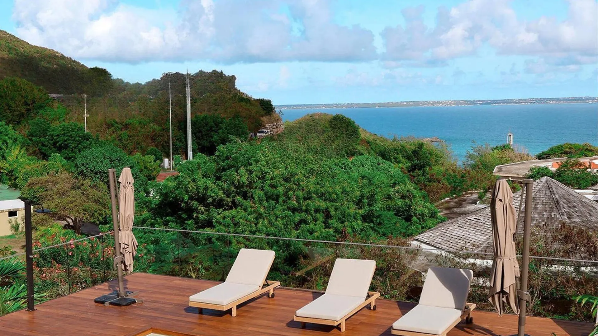 Duplex Luxueux Avec Jacuzzi Prive Et Piscine A Debordements - Fr-1-734-65 Apartment Marigot  0*, Marigot (Saint Martin)