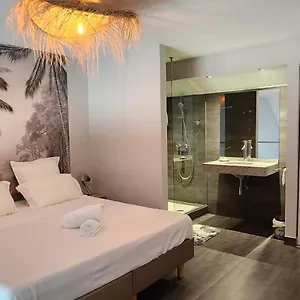 Beau Duplex Vue Avec Piscine Et Acces Marigot (Saint Martin)